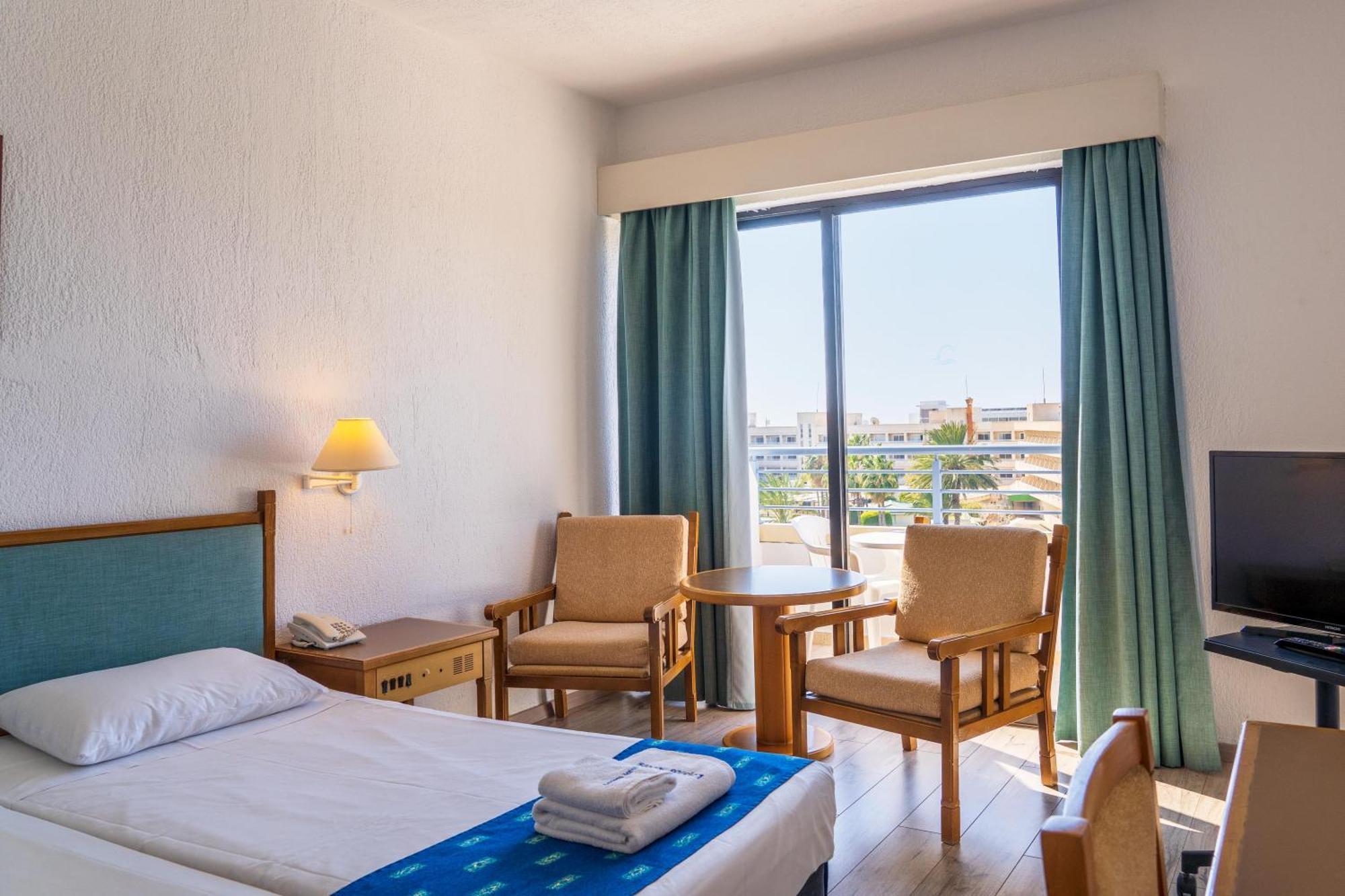 Aparthotel Gardens Paphos