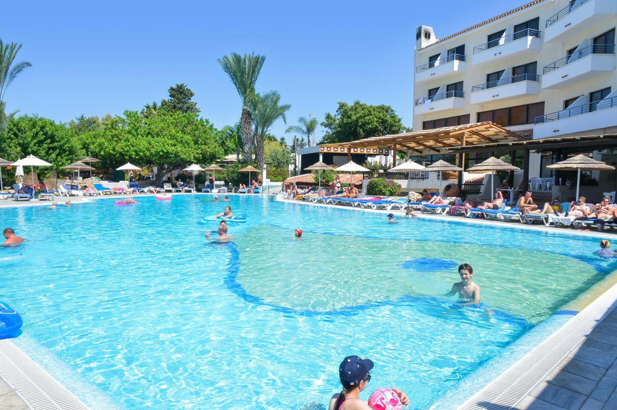 Aparthotel Gardens 3*